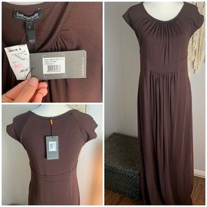 Isabella Oliver for A Pea in the Pod Maxi Dress